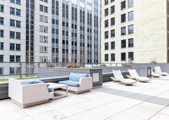 Loop 1br W Pool Gym Nr Financial District Chi-282 *